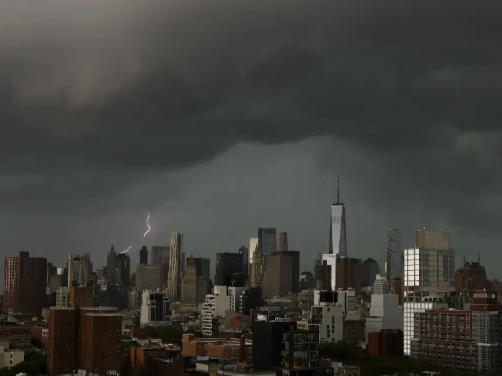 NYC Thunderstorm Warning